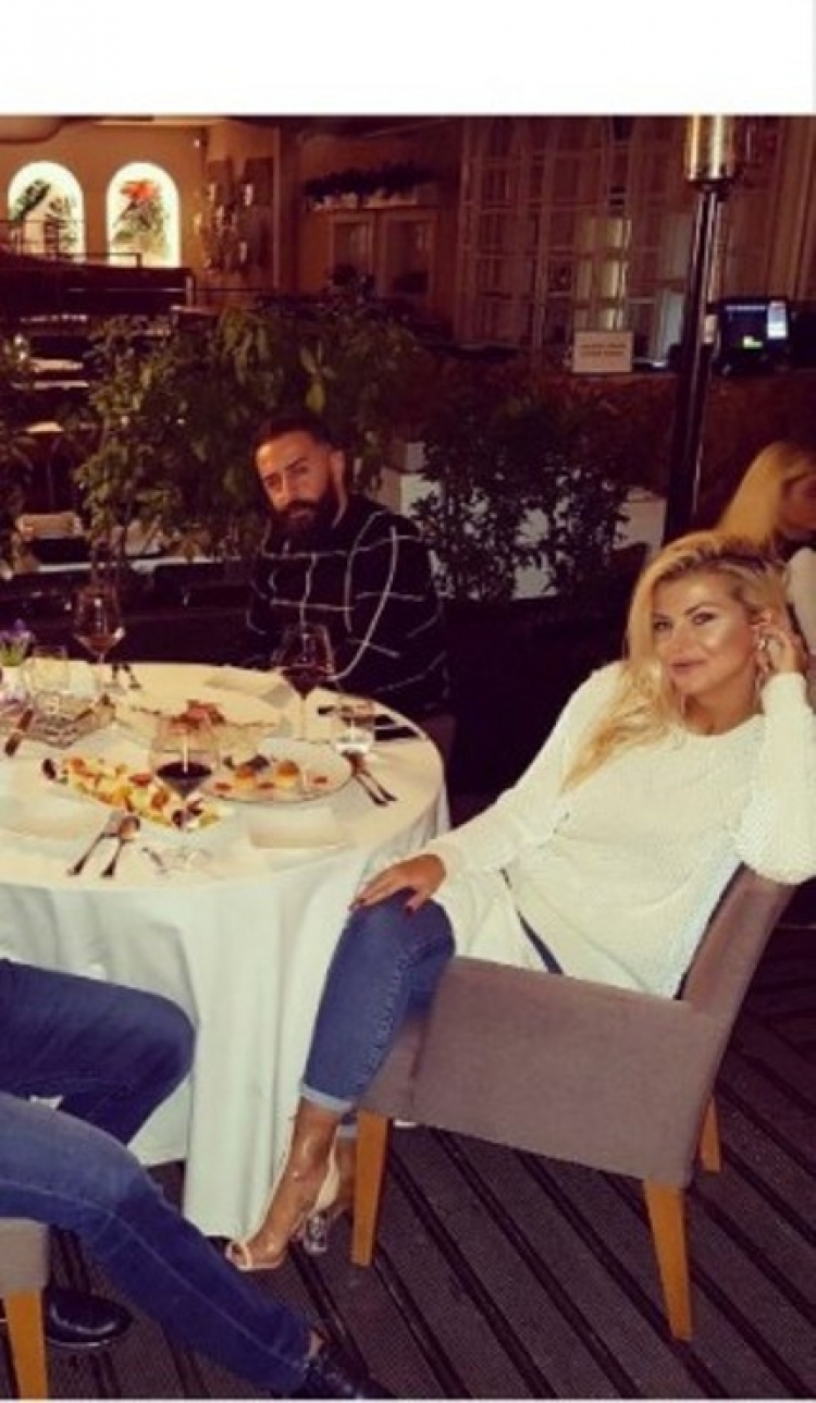 Marina dhe Getoar Selimi ndajnë tavolinën…?[FOTO]