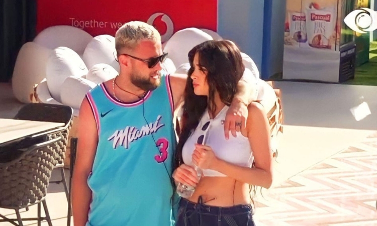 'Pyetje me spec', Jori dhe Luizi tregojnë pozicionet e tyre të preferuara në shtrat...