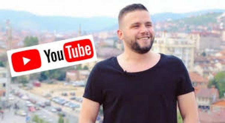 Jo vetëm Flori Mumajesin, YouTube vlerëson edhe këtë këngëtar shqiptar [FOTO]