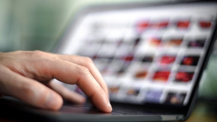 E gjeni dot? Zbuloni qytetin SHQIPTAR ku shihet më shumë porno
