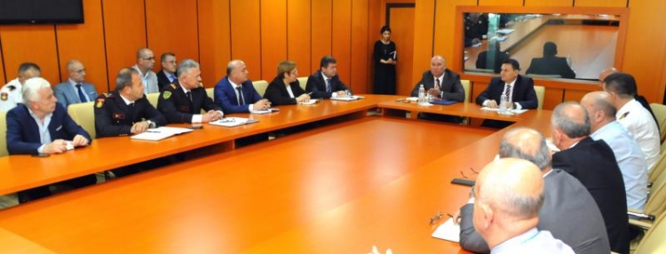 Droga dhe zgjedhjet! Ministri i Brendshëm Demiraj nis punë me “kërcënime”