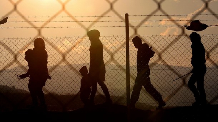 Jo vetëm shqiptarët lëvizin ilegalisht, por dhe shumë të huaj përdorin kufirin e vendit tonë[FOTO]