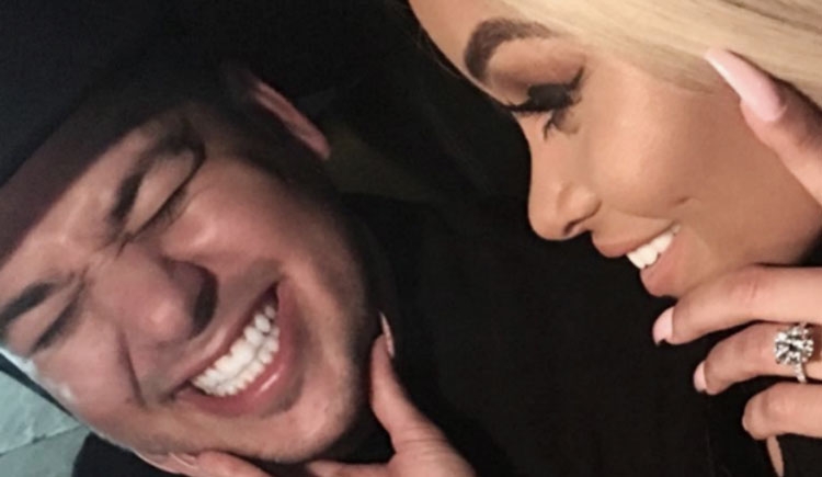 Rob K dhe Blac Chyna ndajnë foton e parë të vajzës së porsalindur [FOTO]