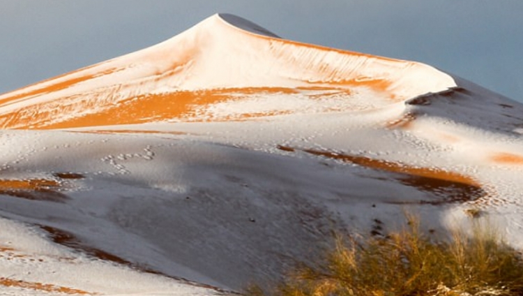 Kur dëbora mbulon shkretëtirën e Saharasë, Let it snow [FOTO]