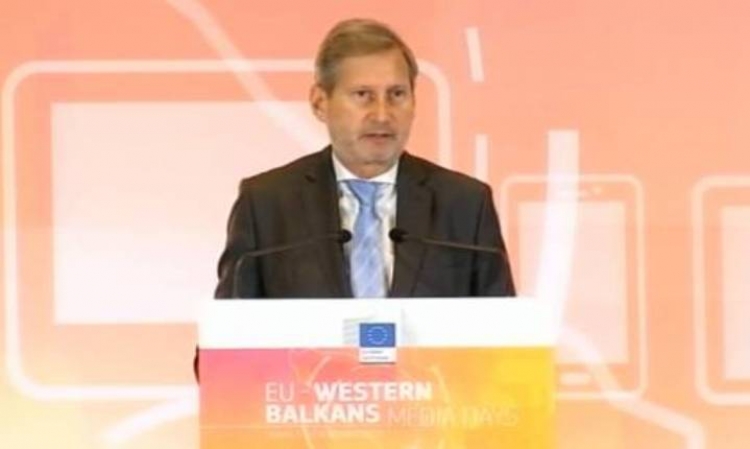 ‘Media’,komisioneri i BE-së Hahn: “Jo presion politik, vëzhgim nga profesionistët e BE”