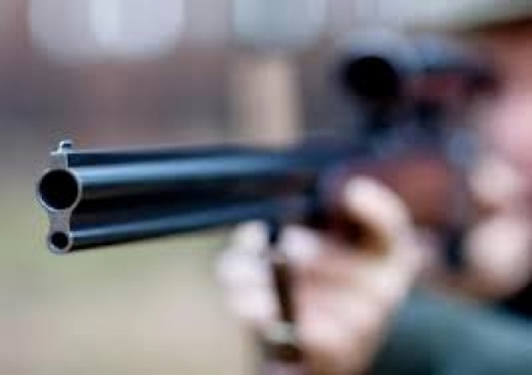 Fier, policia arreston Rrahman Lekën 57-vjeçar pasi goditi dhëndrit e tij me armë gjaku