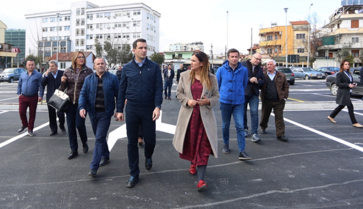 Tirana me parking të ri publik, Veliaj: Ka tarifën më të ulët, 50 lekë për tre orë [FOTO]