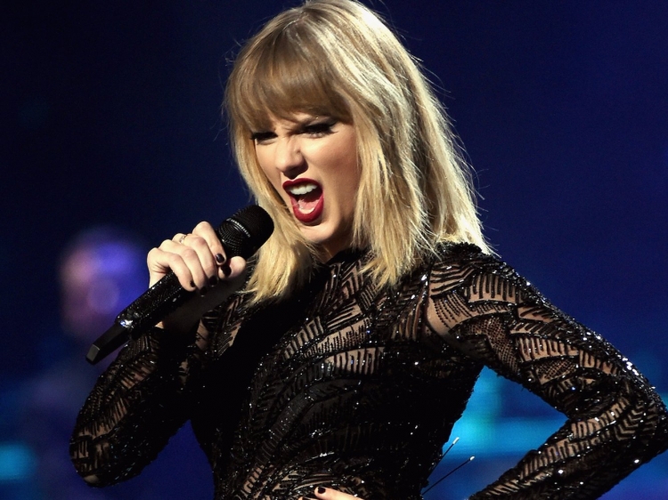 Taylor Swift lançon 'Gorgeous' nga albumi i saj i ardhshëm [VIDEO]