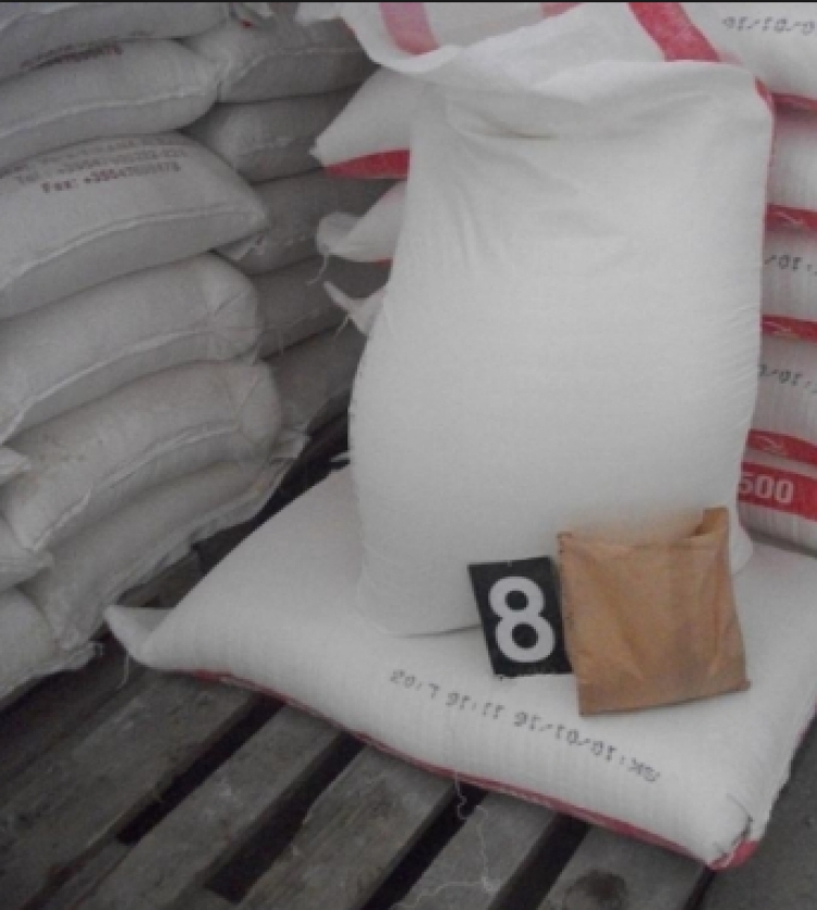 Bllokohen 10 ton miell në Kapshticë, ishte pa datë prodhimi dhe skadence