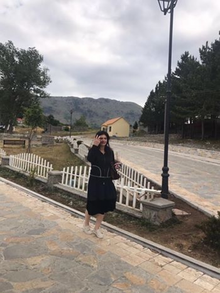 Jozefina Topalli pushime në Alpet Shqiptare