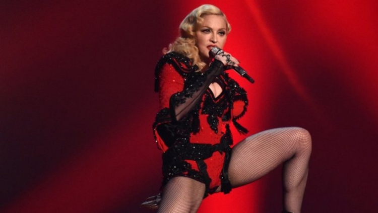 Do habiteni; ja shqiptarja e vetme që e ndjek Madonna në Instagram [ FOTO]
