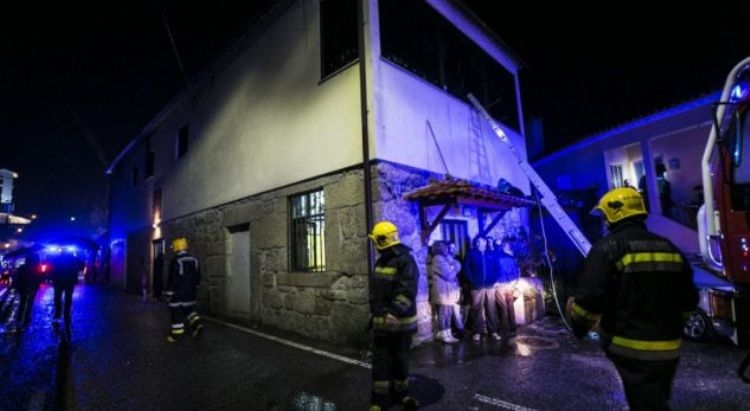 Të paktën 8 persona janë vrarë dhe dhjetëra të tjerë u plagosën pasi një bolier ngrohje shpërtheu në një qendër komuniteti në Portugalinë veriore