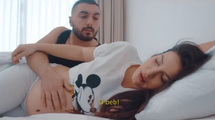 Nuk fshihet më! Elita flet për herë të parë se si po ndihet gjatë shtatzënisë [FOTO]