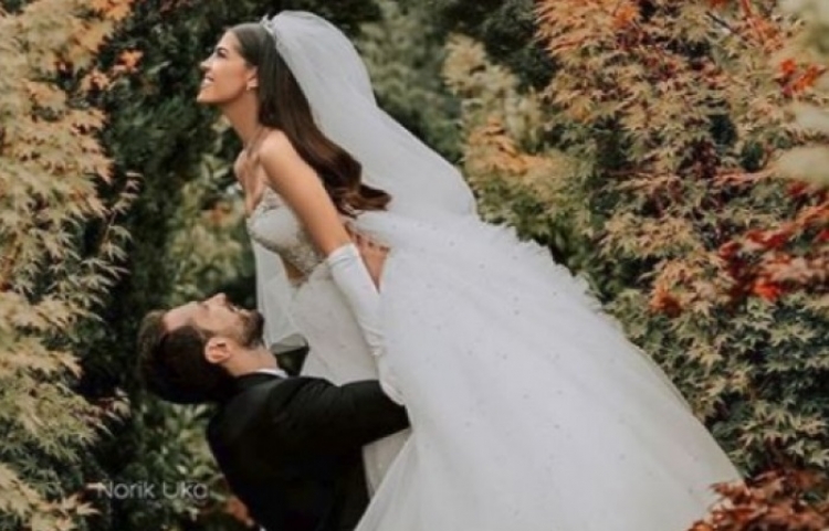 'Do të bëhem nënë!' 5 muaj pas dasmës, aktorja shqiptare ndan lajmin e bukur!