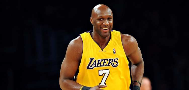 Lamar Odom vazhdon  të luajë me zjarrin!