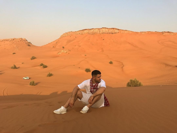 As Noizy nuk i rezistoi dot! Ja cilin vend vizitoi reperi në Dubai [FOTO/VIDEO]