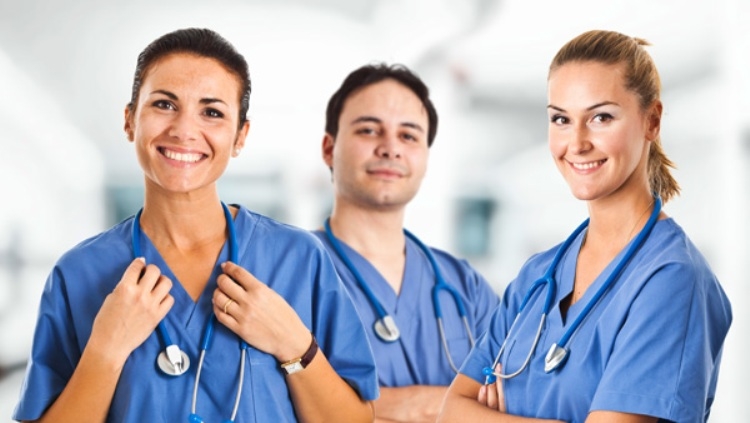 Aplikantët për t'u punësuar si infermierë, Ministria apel: ‘Sot afati i fundit për ankimim’