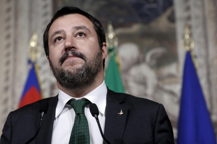 Salvini për emigrantët: Falenderojmë Shqipërinë, Francës t'i vijë turp