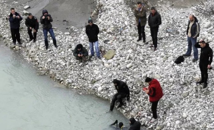 Zbulohet trupi i pajetë i një tjetër personi të mbytur, këtë herë në lumin Shkumbin