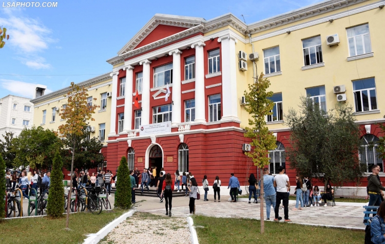 Nisin regjistrimet në universitete, ja cila është dega më e kërkuar