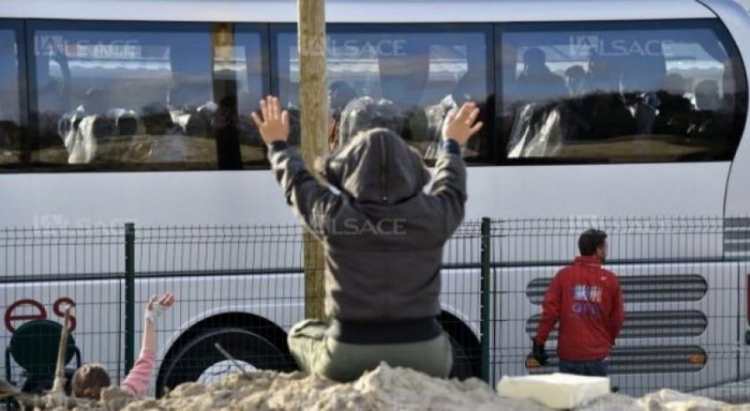 Goditet rrjeti i trafikimit të klandestinëve, arrestohen 14 persona, çonin deri në 3000 shqiptarë në vit në Francë