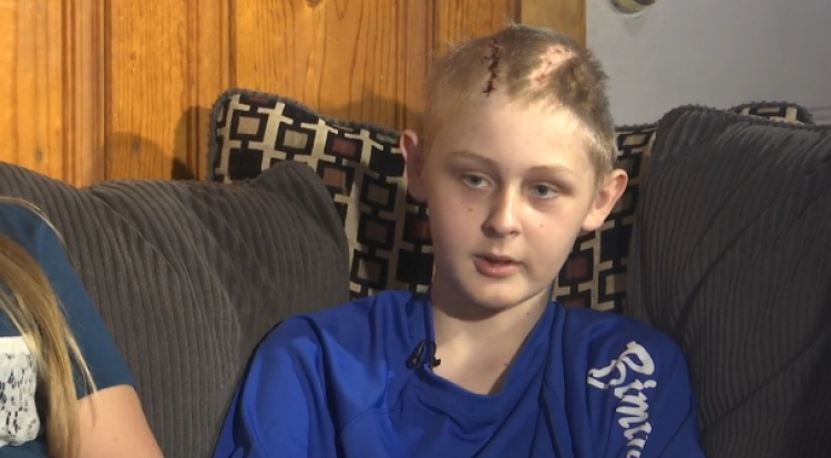 Mrekullia që preku të gjithë. 13-vjeçari del nga koma pasi prindërit morën një vendim [VIDEO]