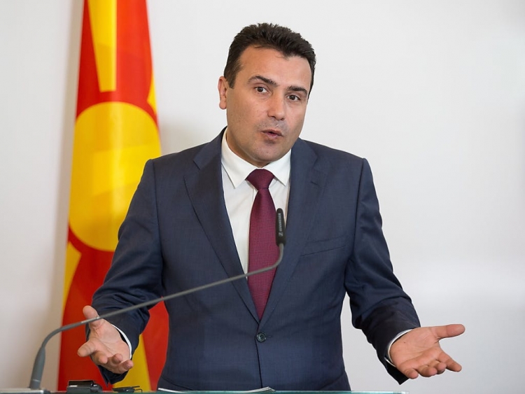 Opozita kërkon 'kokën’' e Zaev: Duam qeveri teknike, s’njohim referendumin