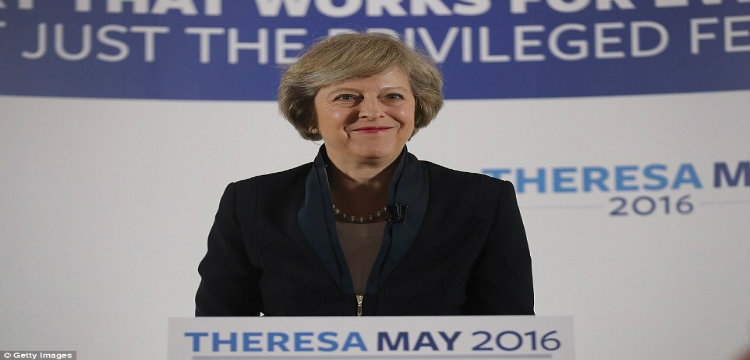 Theresa May drejt postit kryeministror