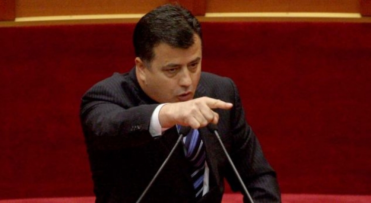 Byroja e Kuvendit përjashton për 10 ditë deputetin Noka. Opozita braktis seancën