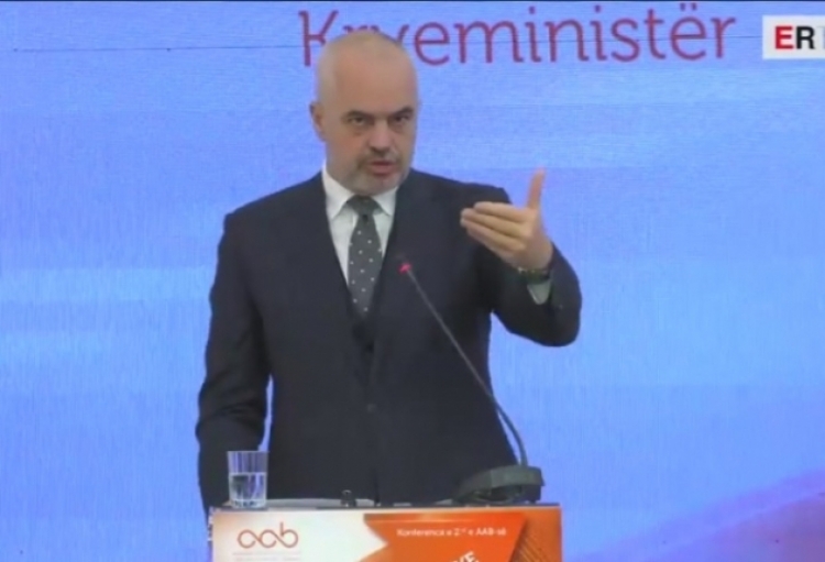 Paralajmëron kryeministri Rama: “Që nga janari, Qeveria, administrata dhe tatimet nuk do të njohin asnjë bilanc të bizneseve që nuk përputhet me atë që disponon banka