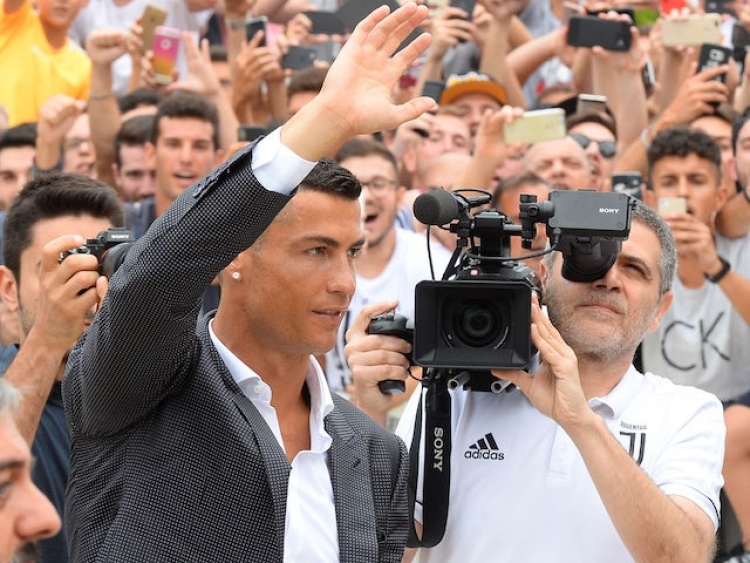 Wow! Cristiano Ronaldo arrin numrin më të madh të ndjekësve në historinë e “Instagram”!