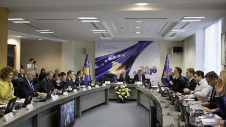 Demarkacioni, qeveria e Kosovës miraton marrëveshjen Thaçi -Vujanoviç