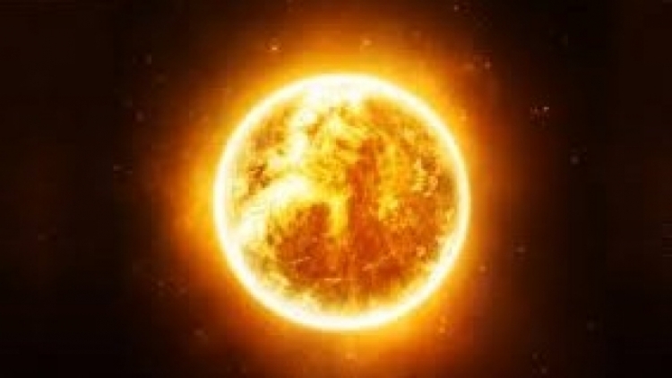 Dielli po plaket duke humbur gradualisht kontrollin mbi planetët[VIDEO]