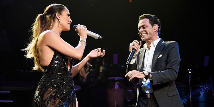 Pas ndarjes me Smart, J.Lo bëhet romantike me ish-in Marc Anthony [VIDEO]