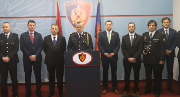 Operacioni: Goditen 7 grupe kriminale, policia jep detaje: Trafikuan 1 mijë shqiptarë drejt SHBA-së