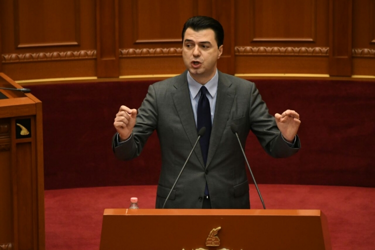 Opozita kërkon ndërprerjen e seancës, Basha: Këtë Parlament do e pastrojë populli