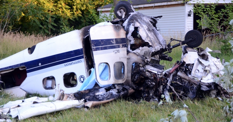 Tragjedi në Maqedoninë e Veriut/ Rrëzohet avioni, duke shkaktuar viktima
