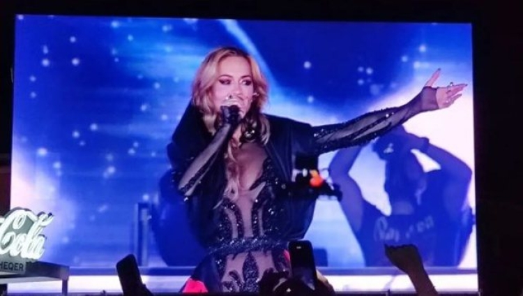 Rita Ora elektrizon sheshin Skënderbej, DETAJI i veçantë që s'duhet humbur!