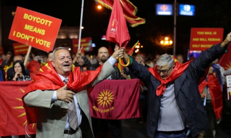 The Guardian: Rezultati i referendumit në Maqedoni, një tjetër fitore për Rusinë