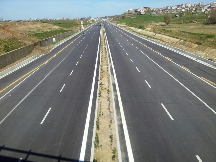 Eurostat publikon shifrat, në Shqipëri vetëm 4 mijë km autostradë