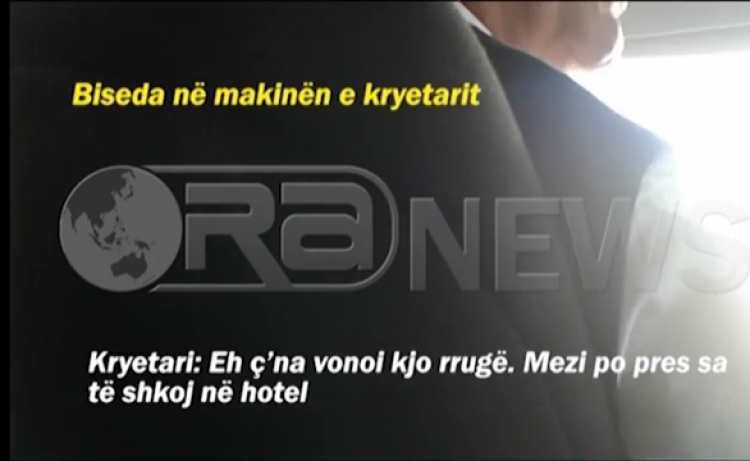 Skandal: Kryetari i Bashkisë së Peshkopisë, në hotel me 20 vjeçaren [VIDEO]