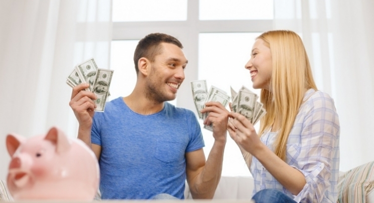 Zbuloni se si ndikojnë paratë në marrëdhënien tuaj