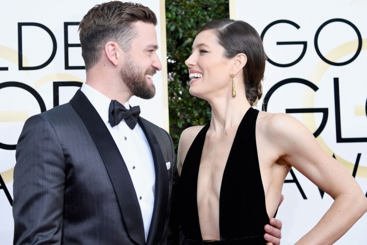 Justin Timberlake i dedikon një këngë Jessica Biel: 