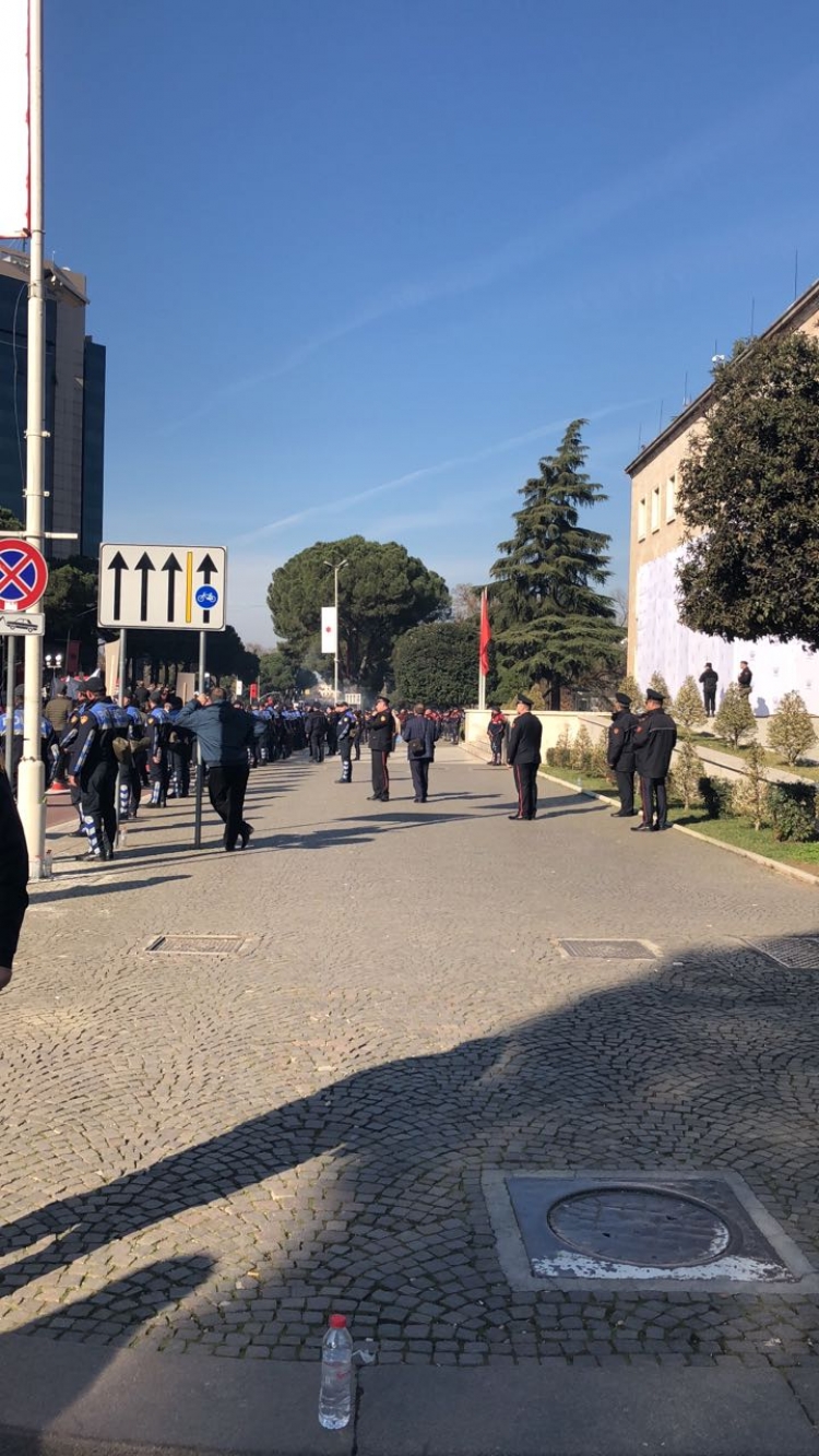 Basha flet në podium, kapsolla drejt Kryeministrisë