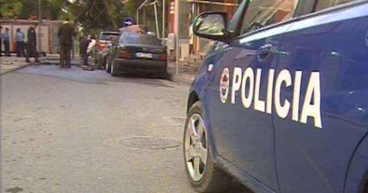 Konflikt në Elbasan, 31-vjeçari me iniciale E.S pas një konflikti kanosi me armë shtetasin me iniciale A.H, policia në kërkim të autorit