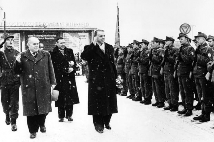 Shkoi u ankua tek Enver Hoxha se nuk e linte të studionte, regjisori i njohur tregon përballjen me diktatorin
