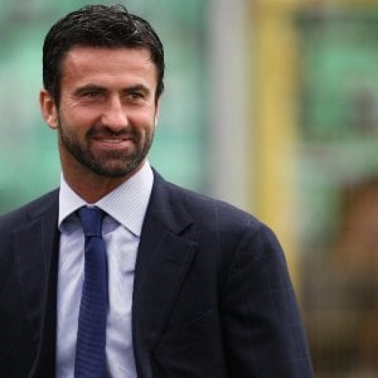 Hapet gara për zëdhënësi-n e ri të FSHF, Panuçi: “Paraqituni me minifund e me taka”