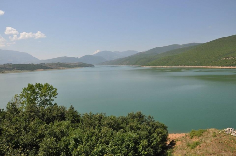 Gjendet trupi i 20 vjeçarit të zhdukur në Liqenin e Kukësit