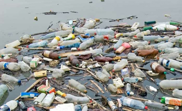 Shqipëria ''lundron'' mbi plastikë! Të dytët në Europë për...