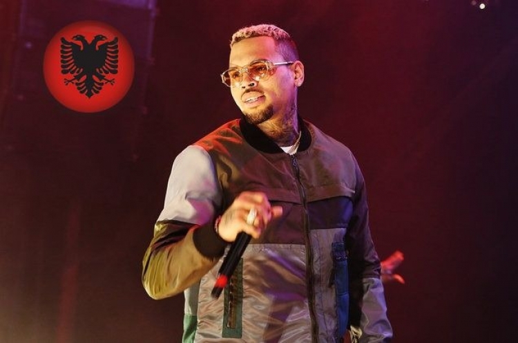 WOW! Chris Brown konfirmon bashkëpunimin me reperin SHQIPTAR dhe mezi po e presim! [FOTO]